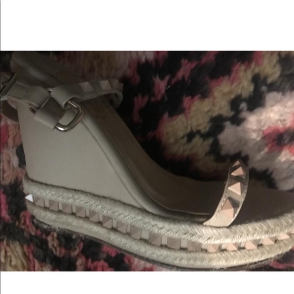 Authentic Louboutin Nude Wedge Heels Size 37 - Picture 2 of 8
